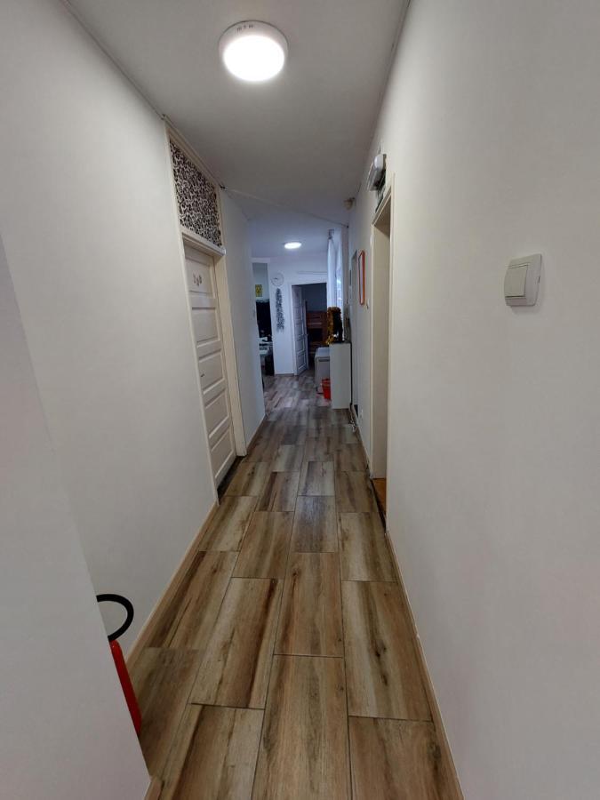 Hostel Inn Downtown Beograd Eksteriør billede