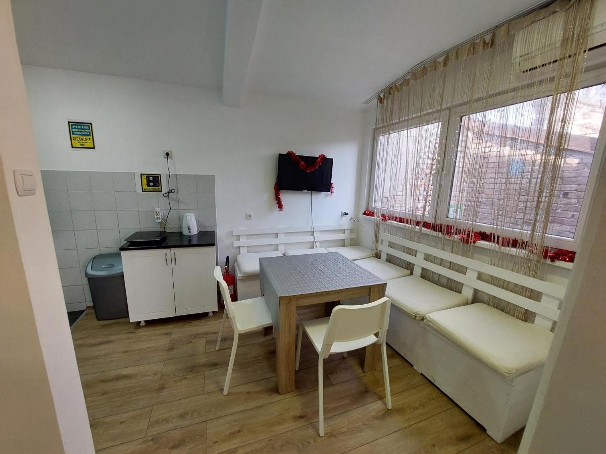 Hostel Inn Downtown Beograd Eksteriør billede